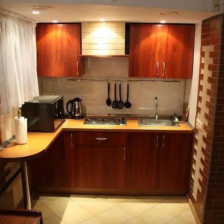 Jurausre Basement With Sauna & Free Parking