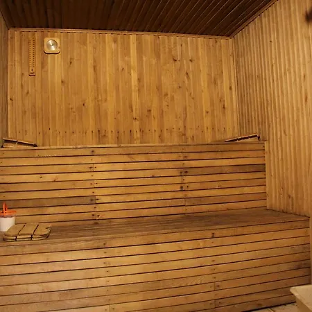Jurausre Basement With Sauna & Free Parking Apartment Palanga